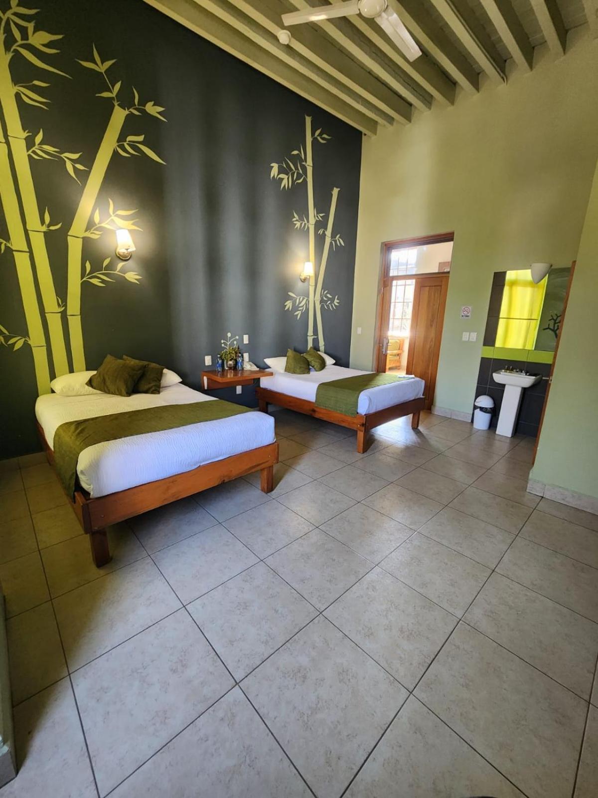 Hotel Plaza Querétaro Exteriör bild