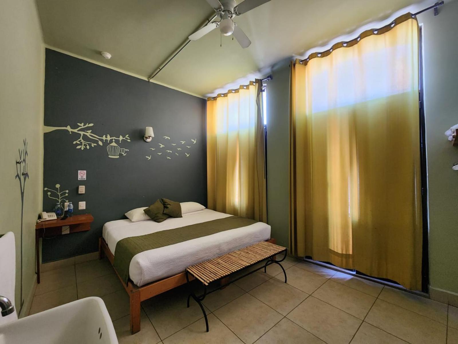 Hotel Plaza Querétaro Exteriör bild